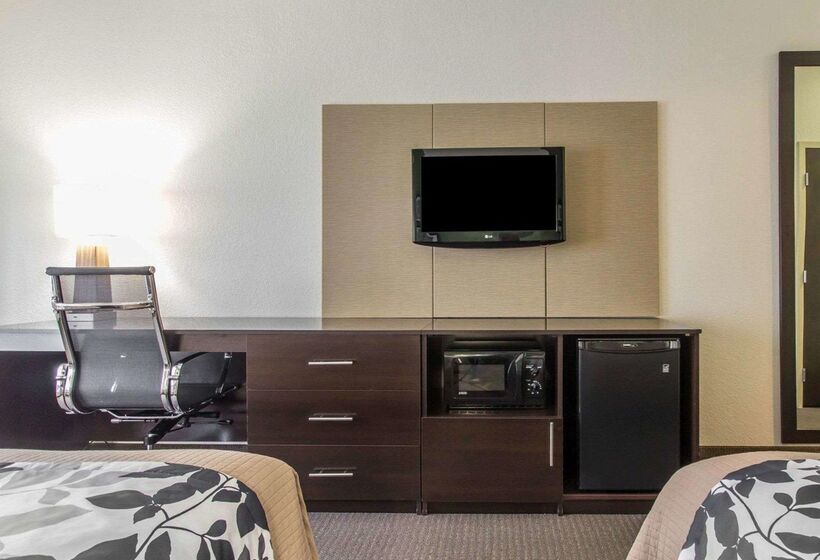 Отель Sleep Inn & Suites