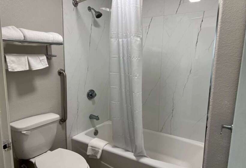 בית מלון כפרי Super 8 By Wyndham Baytown/mont Belvieu