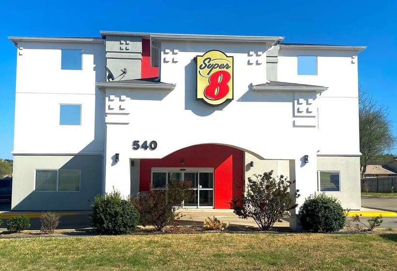 هتل Super 8 By Wyndham Harker Heights Killeen   Fort Cavazos