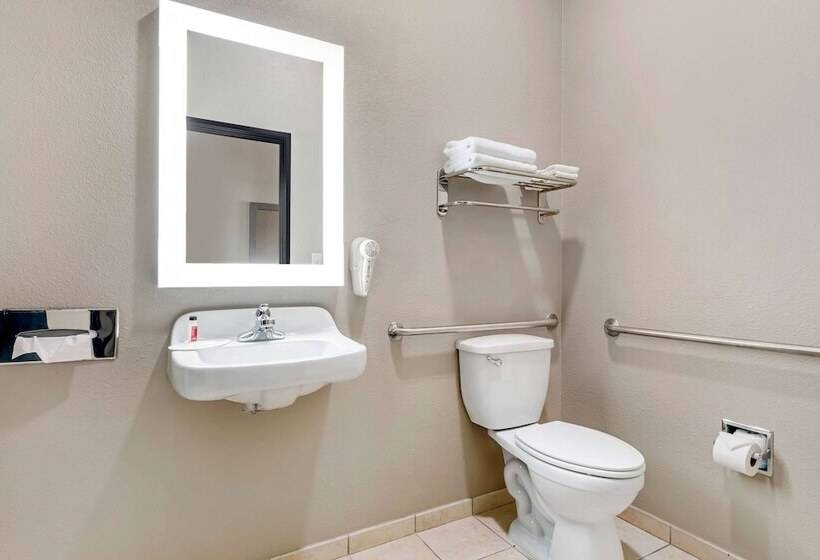 هتل Super 8 By Wyndham Harker Heights Killeen   Fort Cavazos