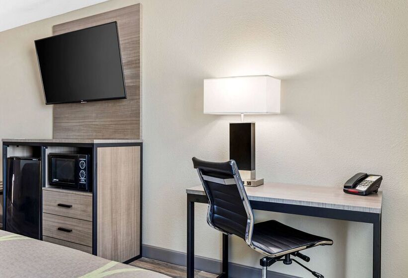 هتل Super 8 By Wyndham Harker Heights Killeen   Fort Cavazos