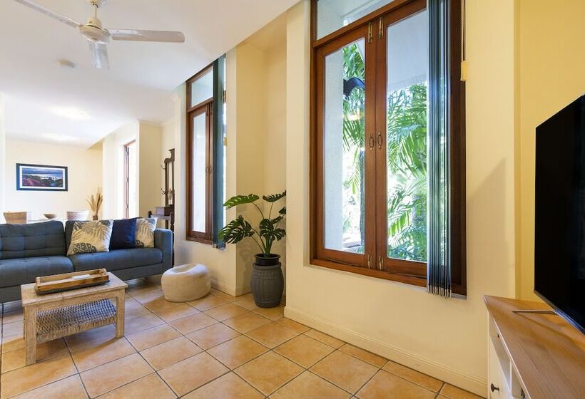 هتل The Mediterranean Port Douglas