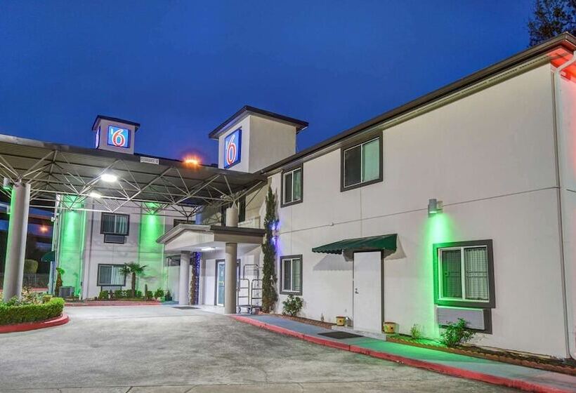Motel 6 Humble, Tx   Houston International Airport