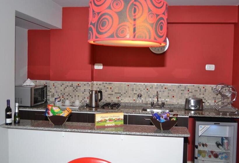 Kube Apartments Express