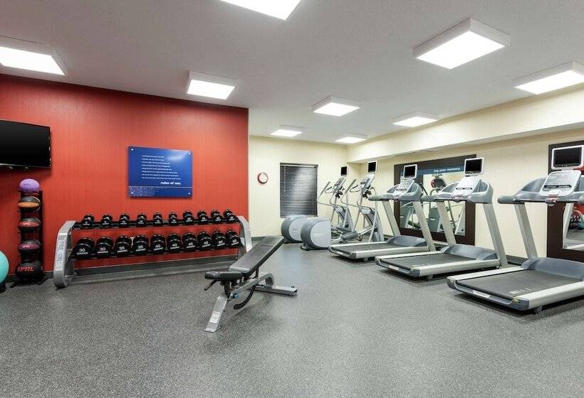 Hampton Inn & Suites Marshalltown