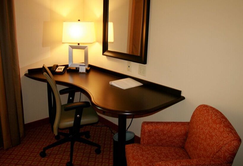 Hampton Inn Suites Scottsboro