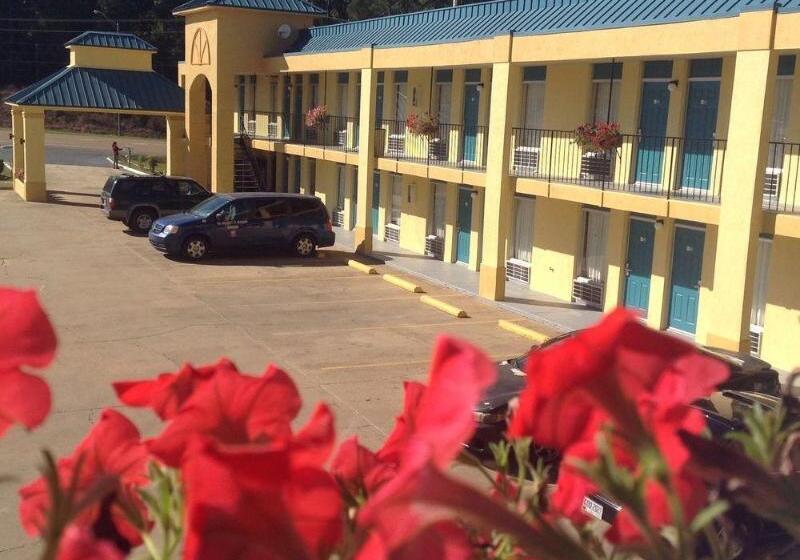 בית מלון כפרי America Best Value Inn Kosciusko