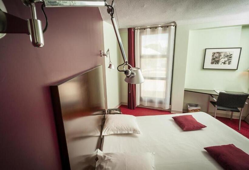 هتل Canal Aigues Mortes