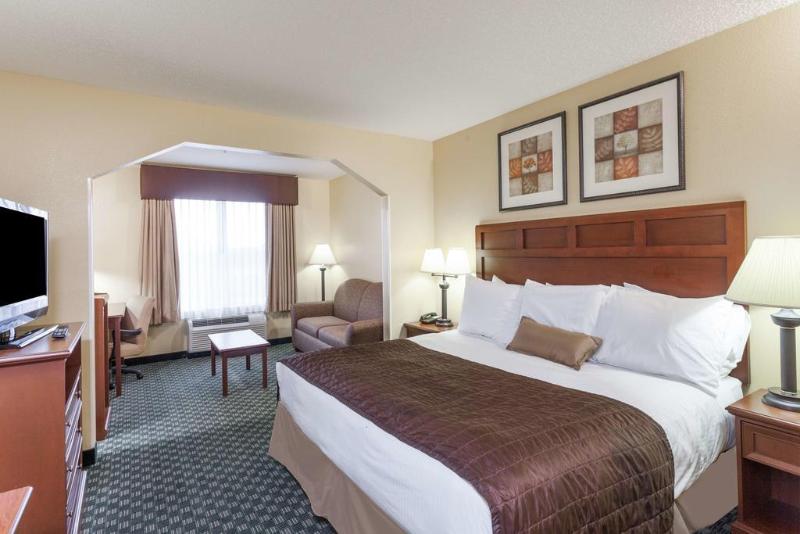 هتل Clarion Pointe Madisonhuntsville