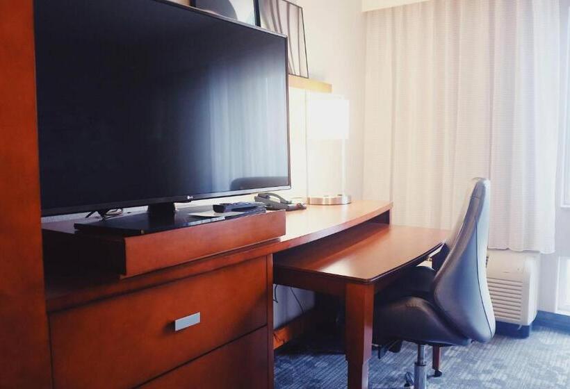 בית מלון כפרי Courtyard By Marriott Owensboro