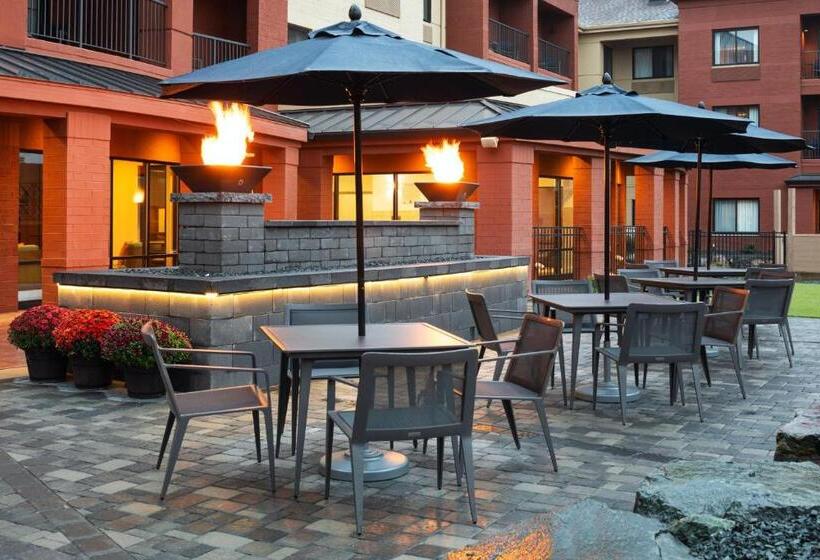 Отель Courtyard Minneapolis St. Paul/roseville