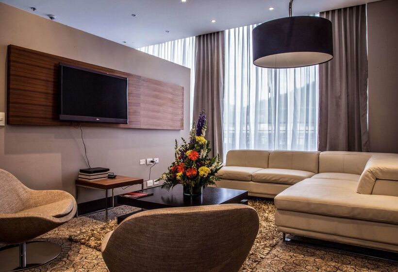 Doubletree By Hilton Hotel Bogotá   Parque 93