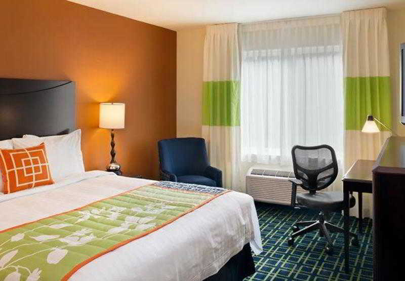 ホテル Fairfield Inn & Suites Tacoma Puyallup