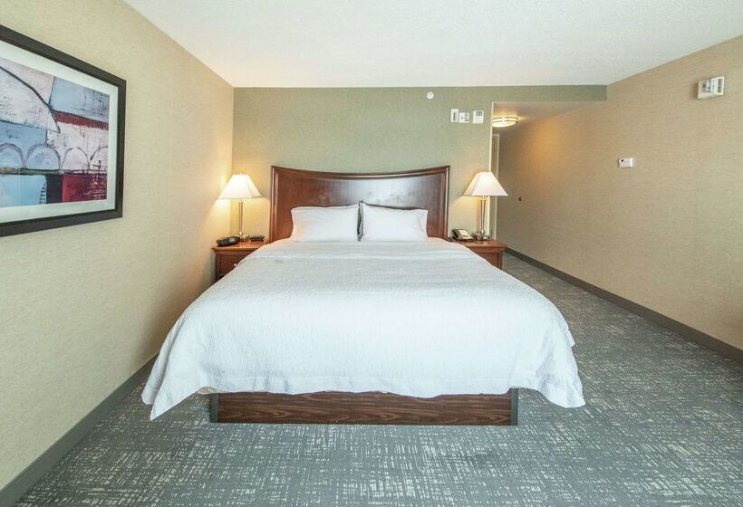 בית מלון כפרי Hampton Inn Presque Isle Maine