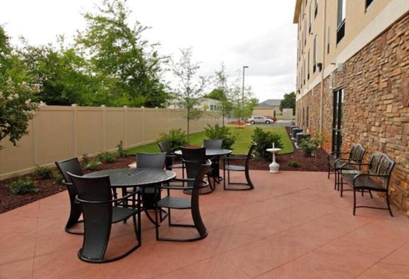 هتل Holiday Inn Express & Suites   Huntsville Airport, An Ihg