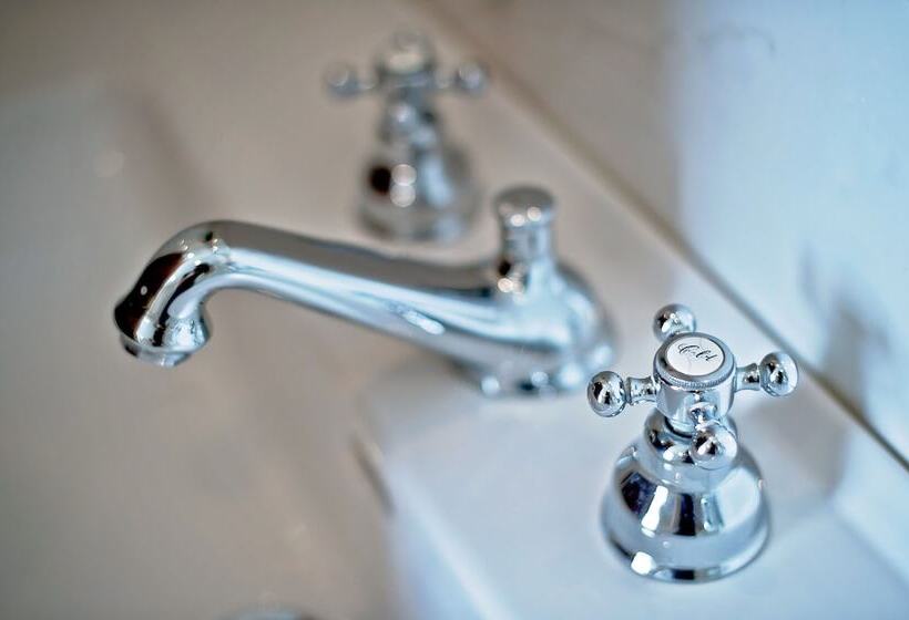 هتل Jupiter Luxury