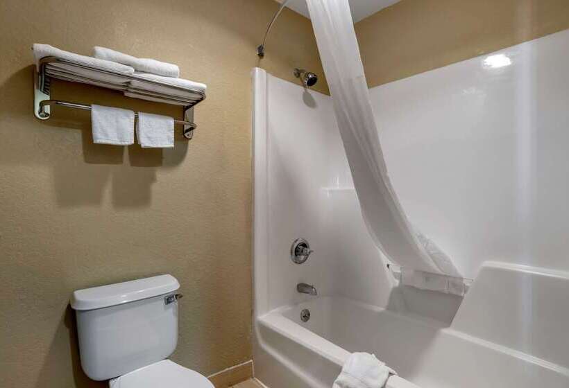 هتل Quality Inn Phenix City Columbus