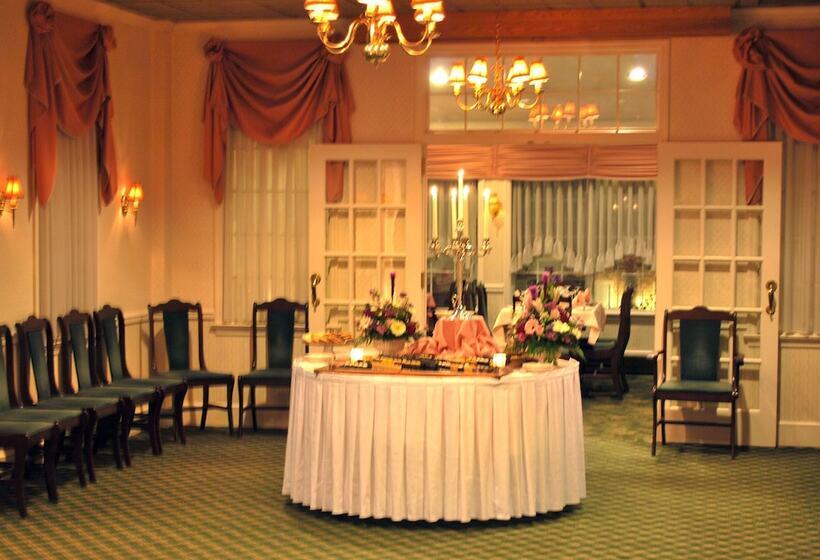 בית מלון כפרי Rodeway Inn & Suites Myerstown   Lebanon