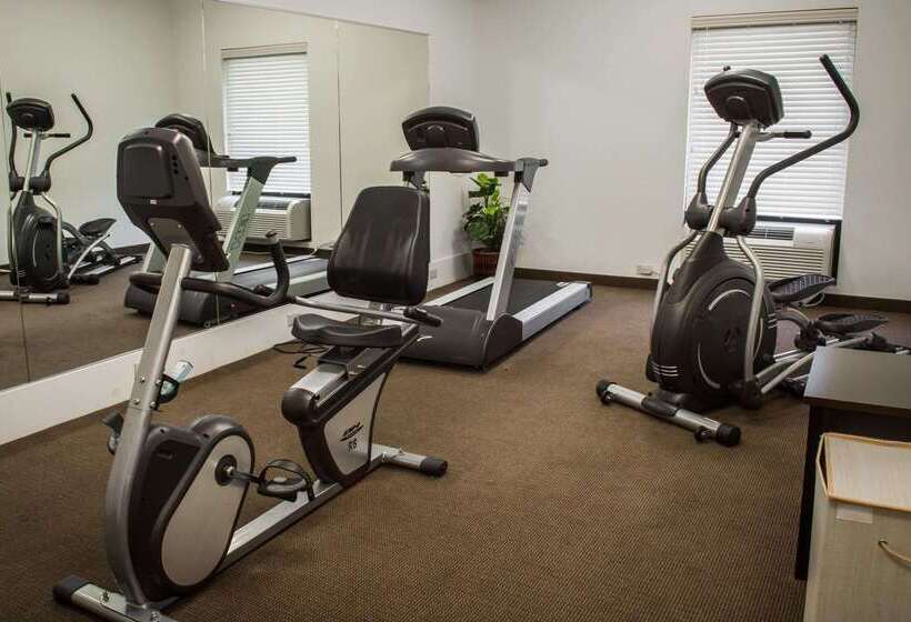 酒店 Sleep Inn & Suites Harbour Pointe