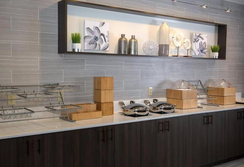 هتل Springhill Suites Houston Pearland