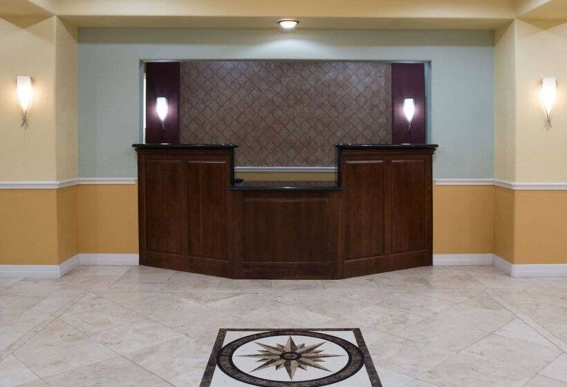 هتل Super 8 By Wyndham Rosenberg Tx