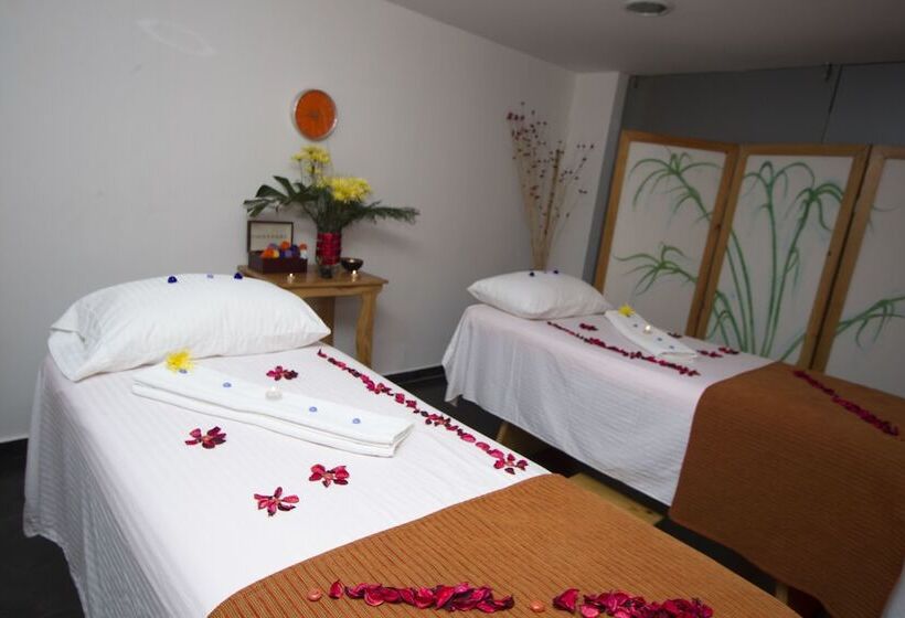 هتل Zi One Luxury