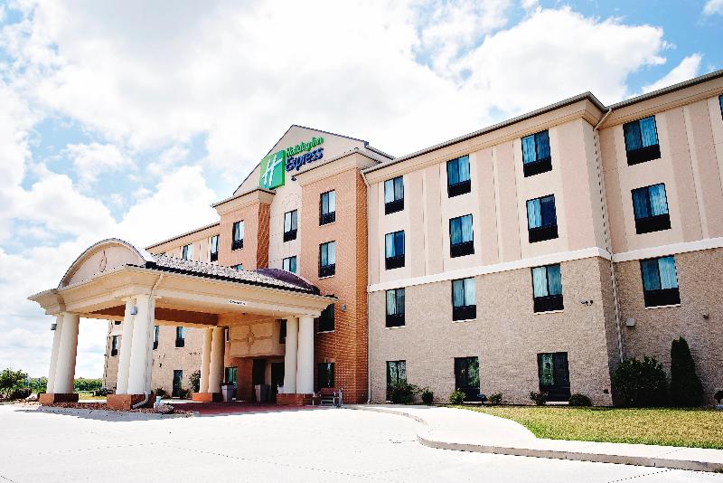 Отель Holiday Inn Express And Suites Urbandale Des Moines, An Ihg