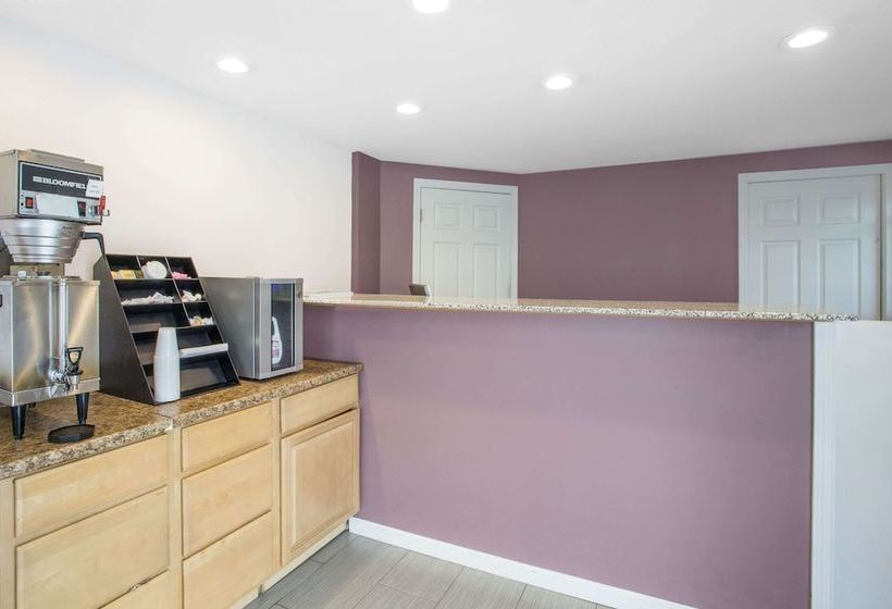 ホテル Knights Inn  Tonawanda Ny