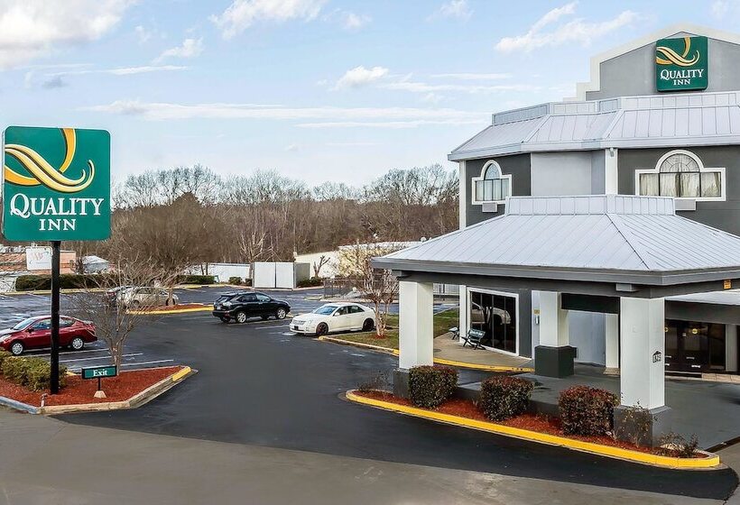 ホテル Quality Inn & Suites