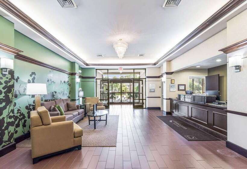 酒店 Sleep Inn & Suites Smithfield Near I 95