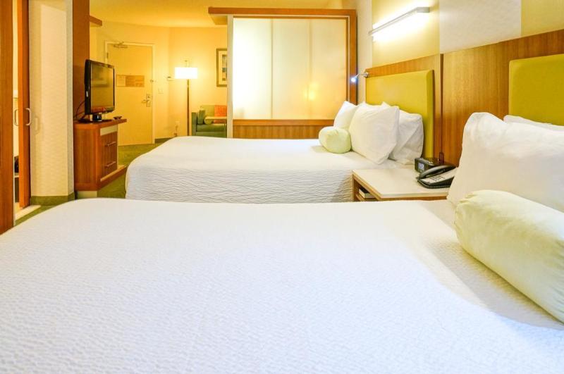 בית מלון כפרי Springhill Suites Temecula Valley Wine Country