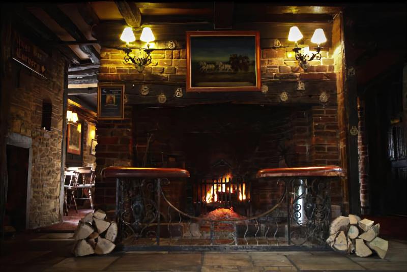 בית מלון כפרי The Grasshopper Inn