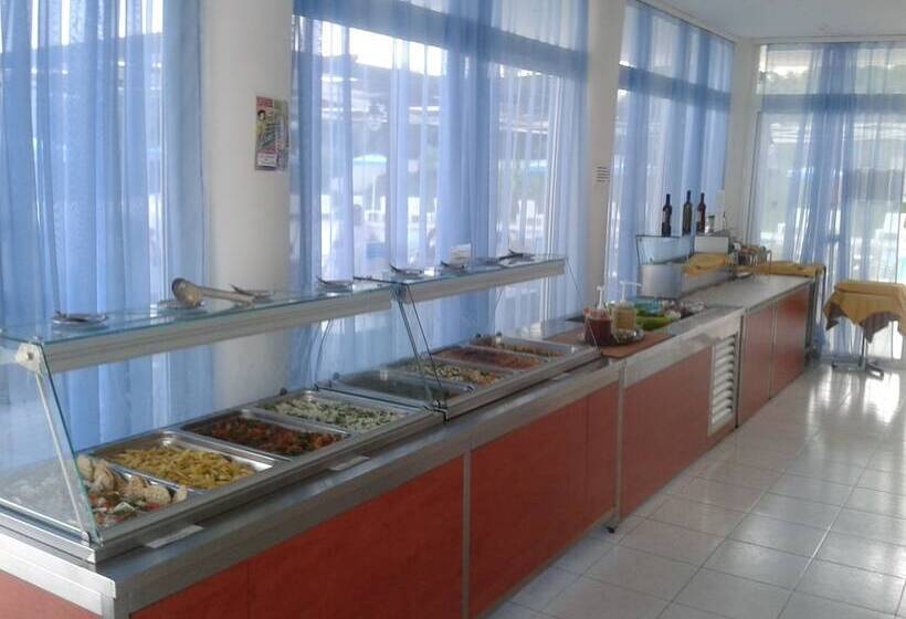 Iris Hotel