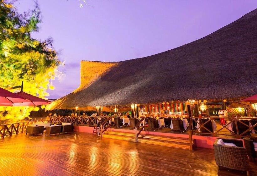 استراحتگاه Decameron Baru  All Inclusive