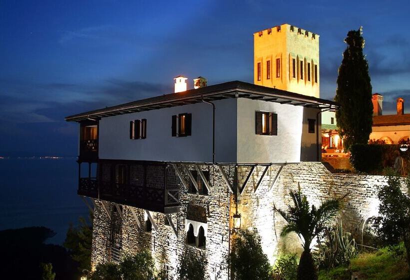استراحتگاه Porto Carras Villa Galini