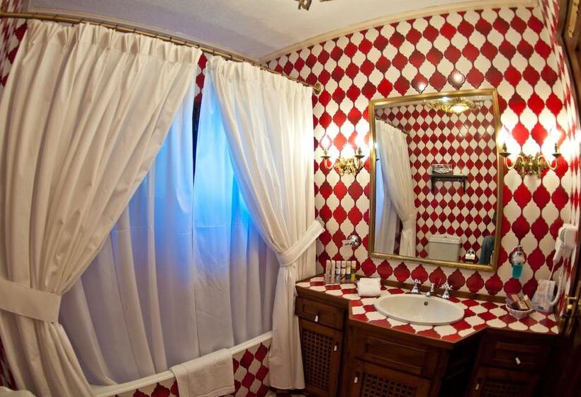 استراحتگاه Porto Carras Villa Galini