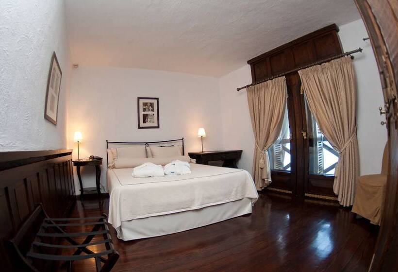 استراحتگاه Porto Carras Villa Galini