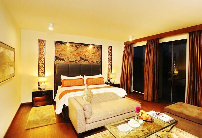 אתר נופש Taj Dal View Srinagar