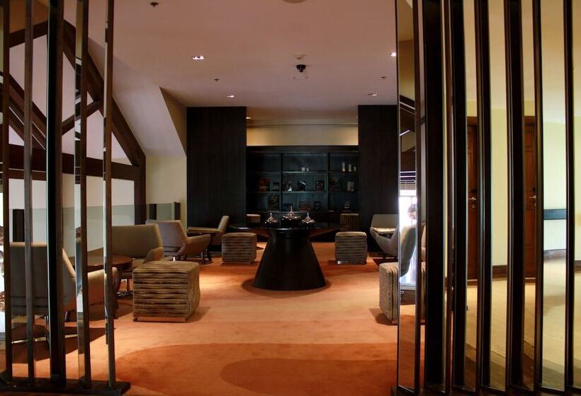 אתר נופש Taj Dal View Srinagar