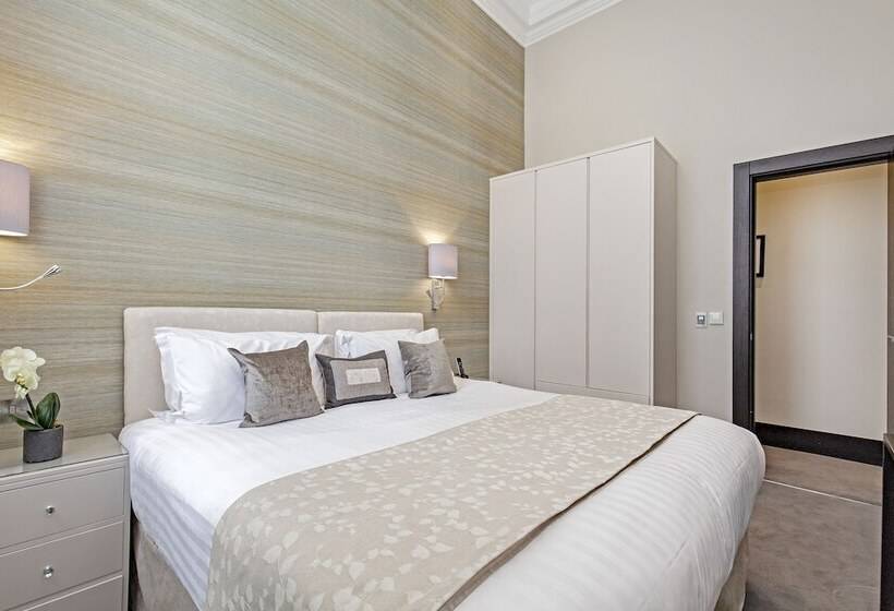 130 Queen S Gate Apartments