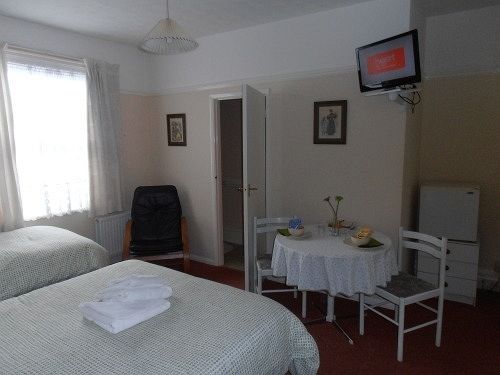 تختخواب و صبحانه Brunton House Guest House