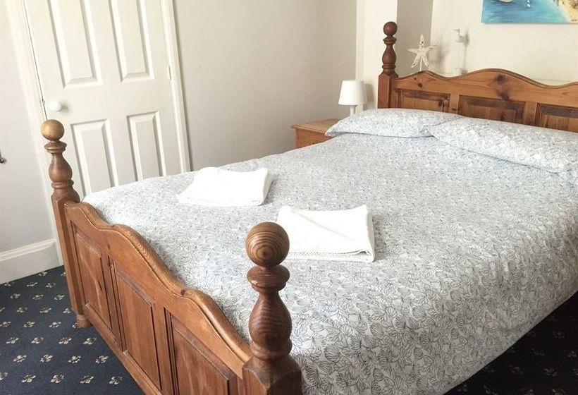 تختخواب و صبحانه Brunton House Guest House