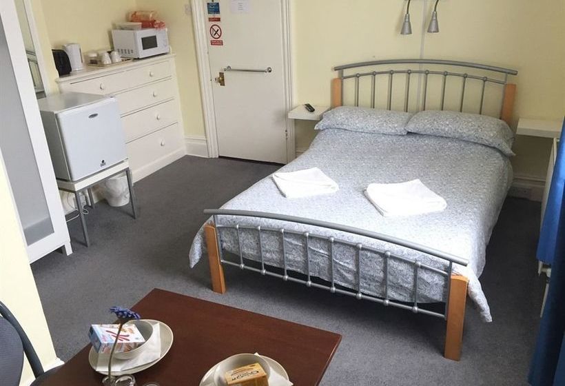 تختخواب و صبحانه Brunton House Guest House