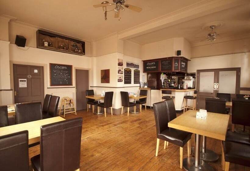住宿加早餐  Hussar Inn