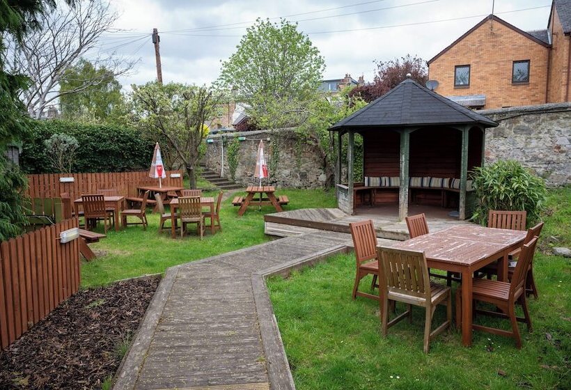 Hampton Hotel By Greene King Inns