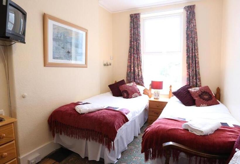 فندق An Caislean Guest House