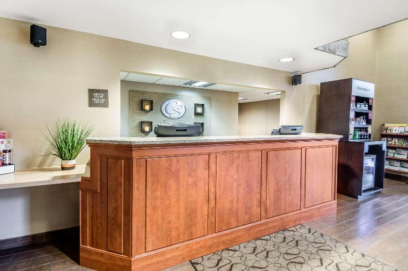 酒店 Comfort Suites At Par 4 Resort