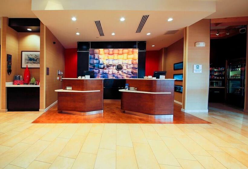 هتل Courtyard Warner Robins