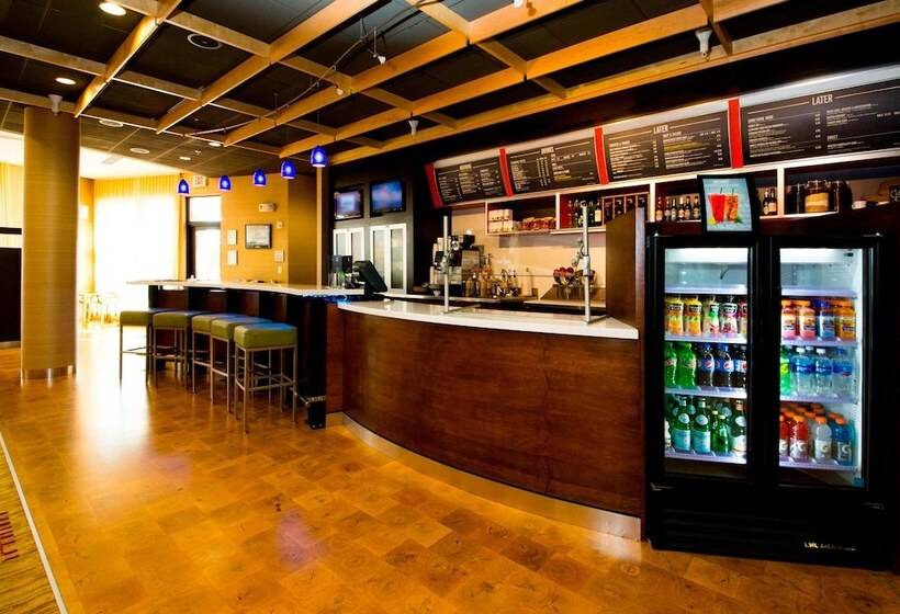 هتل Courtyard Warner Robins