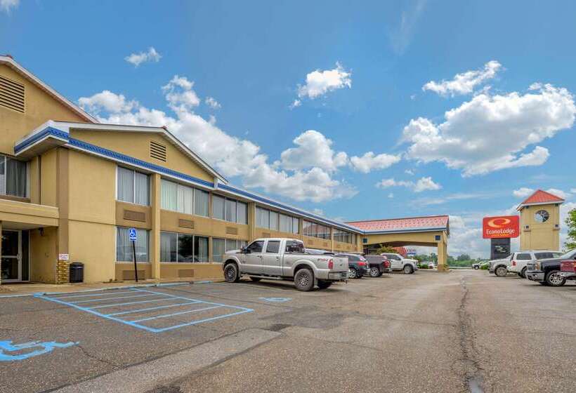 ホテル Econo Lodge Inn & Suites Triadelphia  Wheeling